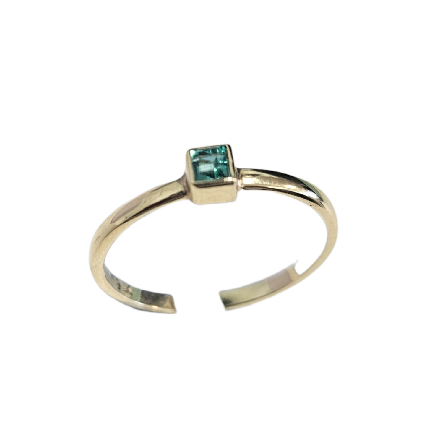 Ring Emerald Yellow gold 14K