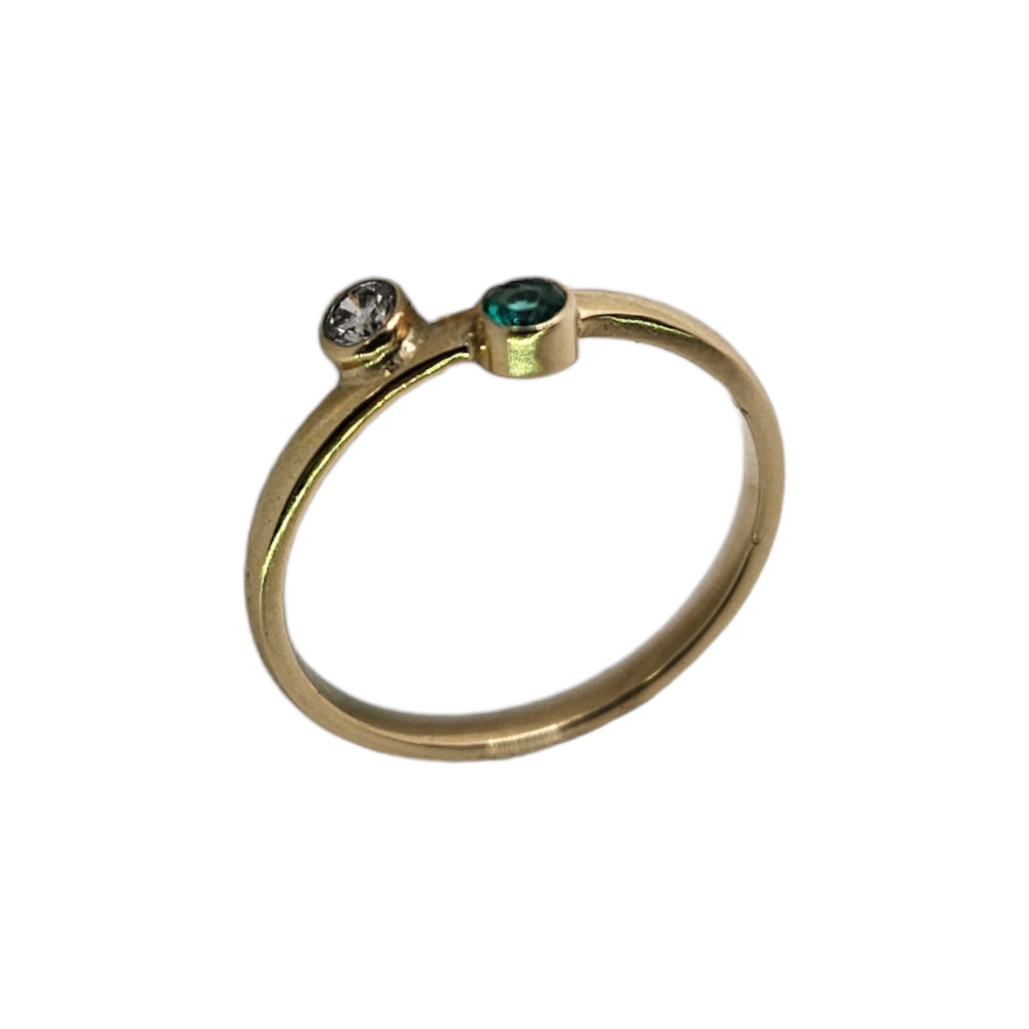 Ring Emerald and Diamond 14K
