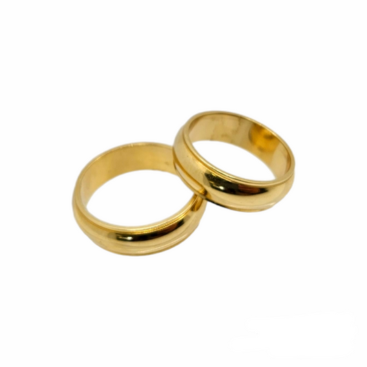 Gold wedding rings